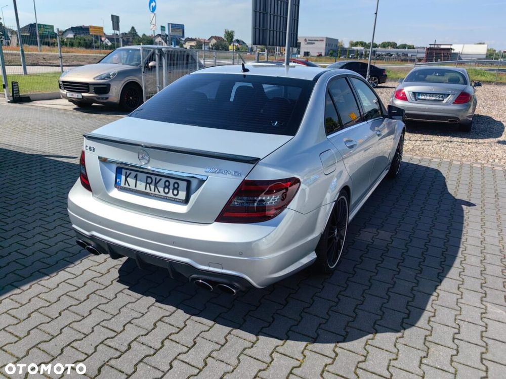 Mercedes-Benz Klasa C 63 AMG 7G-TRONIC Performance Plus - 7