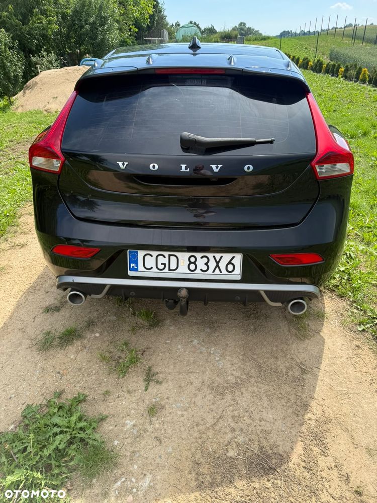 Volvo V40 D2 Drive-E R-Design Kinetic - 4
