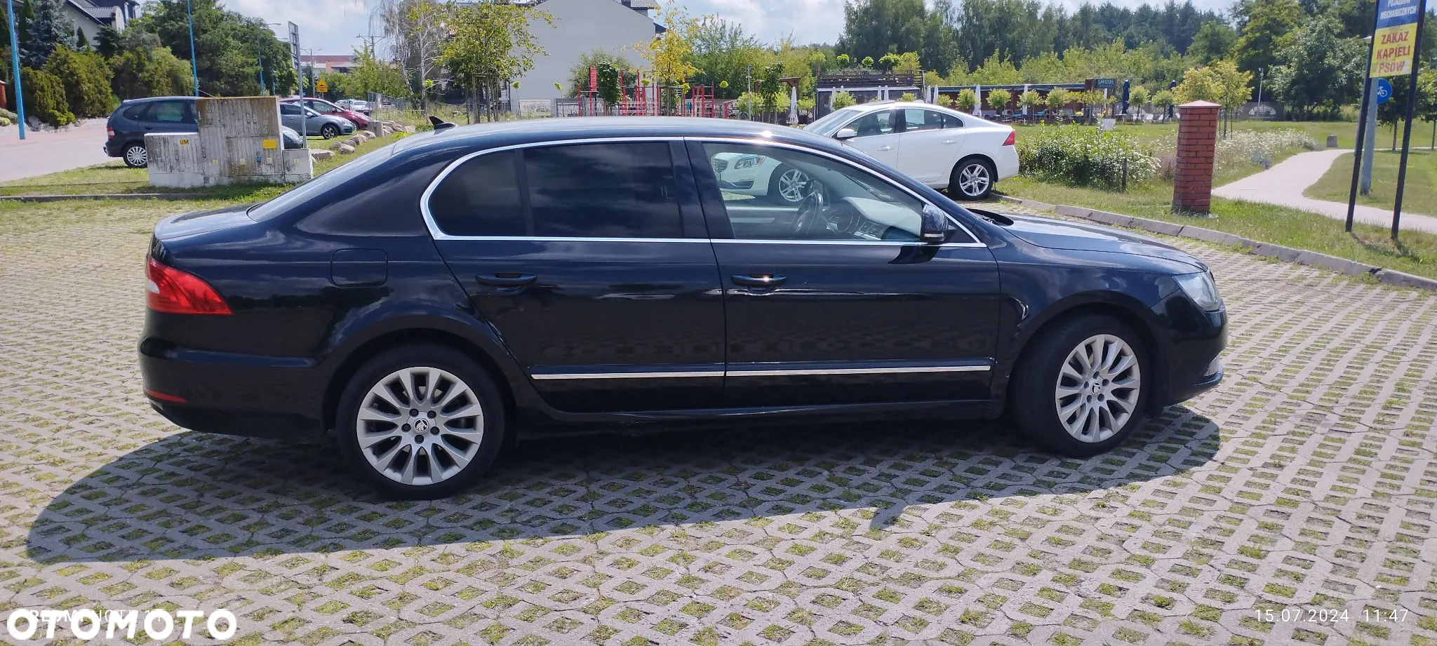 Skoda Superb 2.0 TDI DSG Ambition - 6