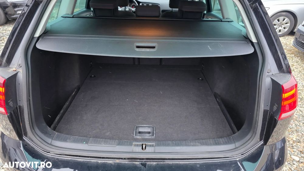 Volkswagen Golf 2.0 TDI BlueMotion Technology Cup - 15