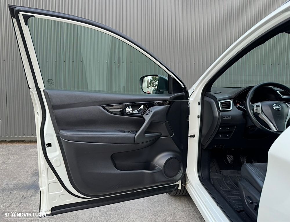 Nissan Qashqai 1.5 dCi N-Connecta - 12