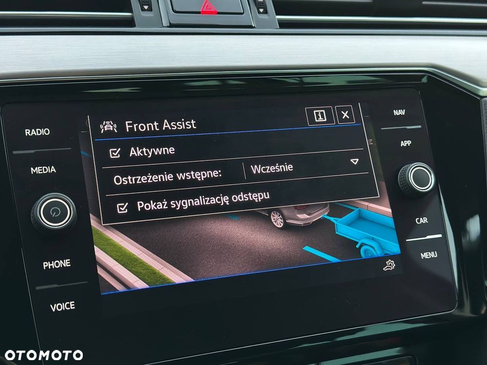 Volkswagen Passat 2.0 TDI SCR DSG Highline - 19