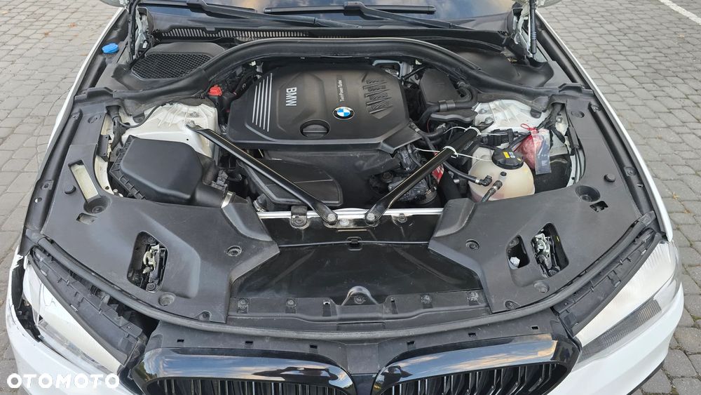 BMW Seria 5 520d M Sport - 20