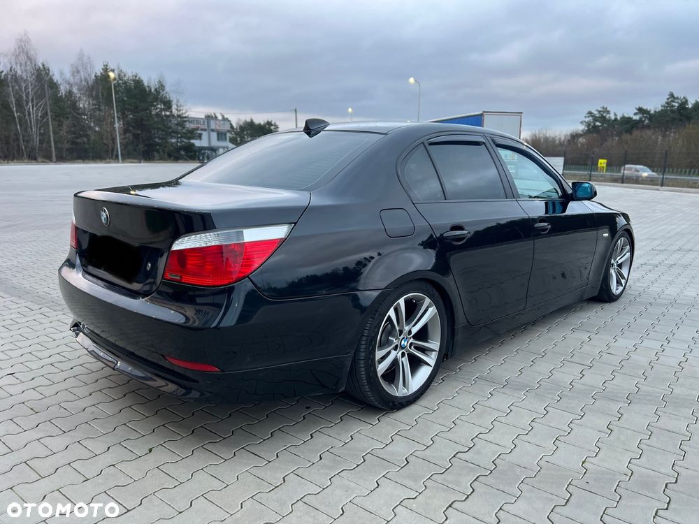 BMW Seria 5 525i - 12
