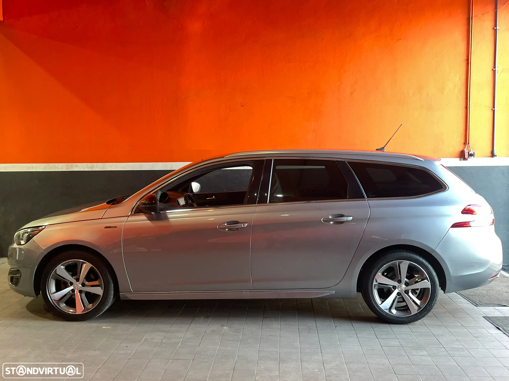 Peugeot 308 SW BlueHDi 120 EAT6 Stop & Start GT-Line Edition - 2
