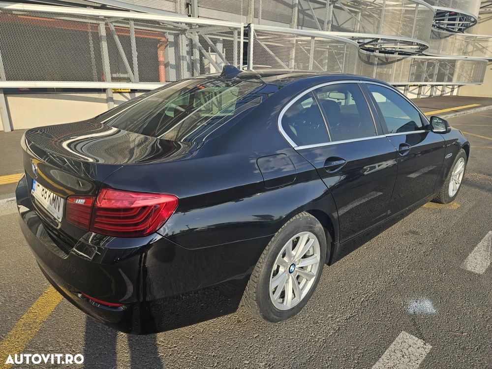 BMW Seria 5 525d Touring Sport-Aut. - 10
