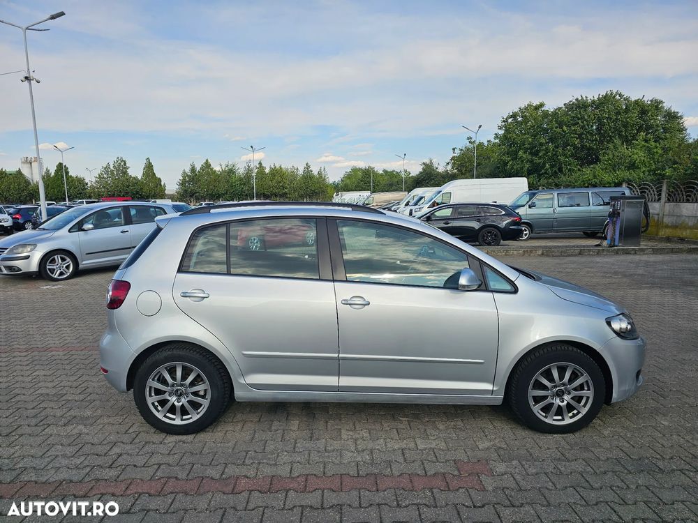Volkswagen Golf Plus 1.6 TDI DPF Comfortline - 7