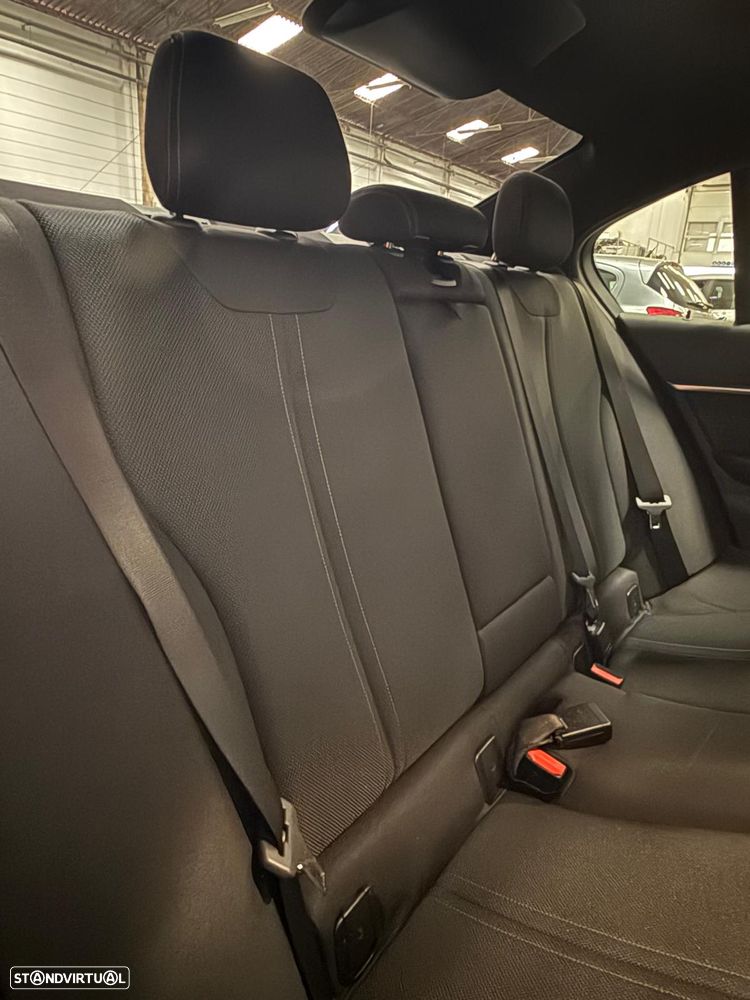 BMW 320 d Aut. M Sport - 22