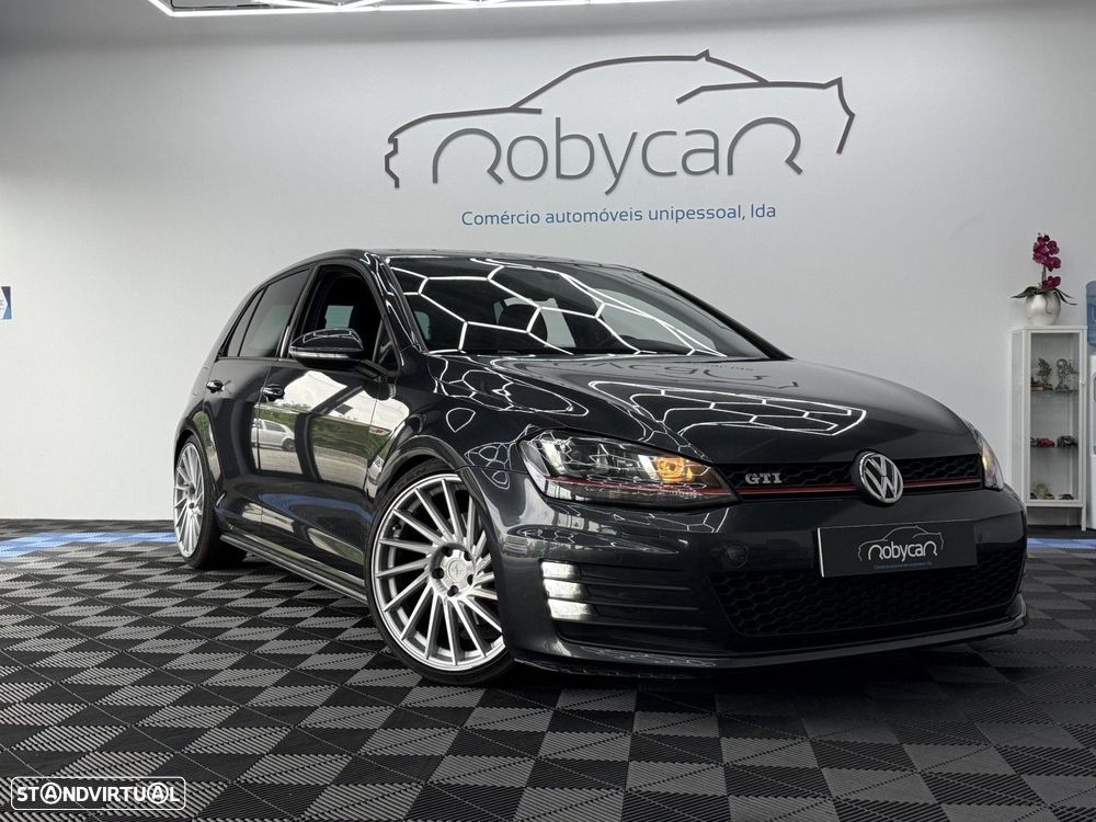 VW Golf 2.0 TSi GTi DSG - 3