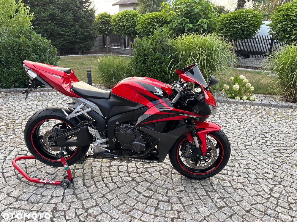 Honda CBR - 6
