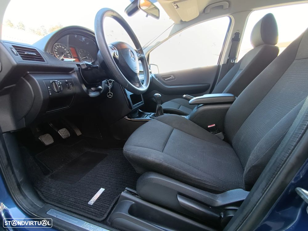 Mercedes-Benz A 150 Classic - 19