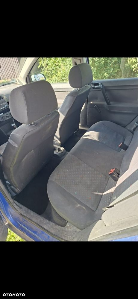 Volkswagen Polo - 8