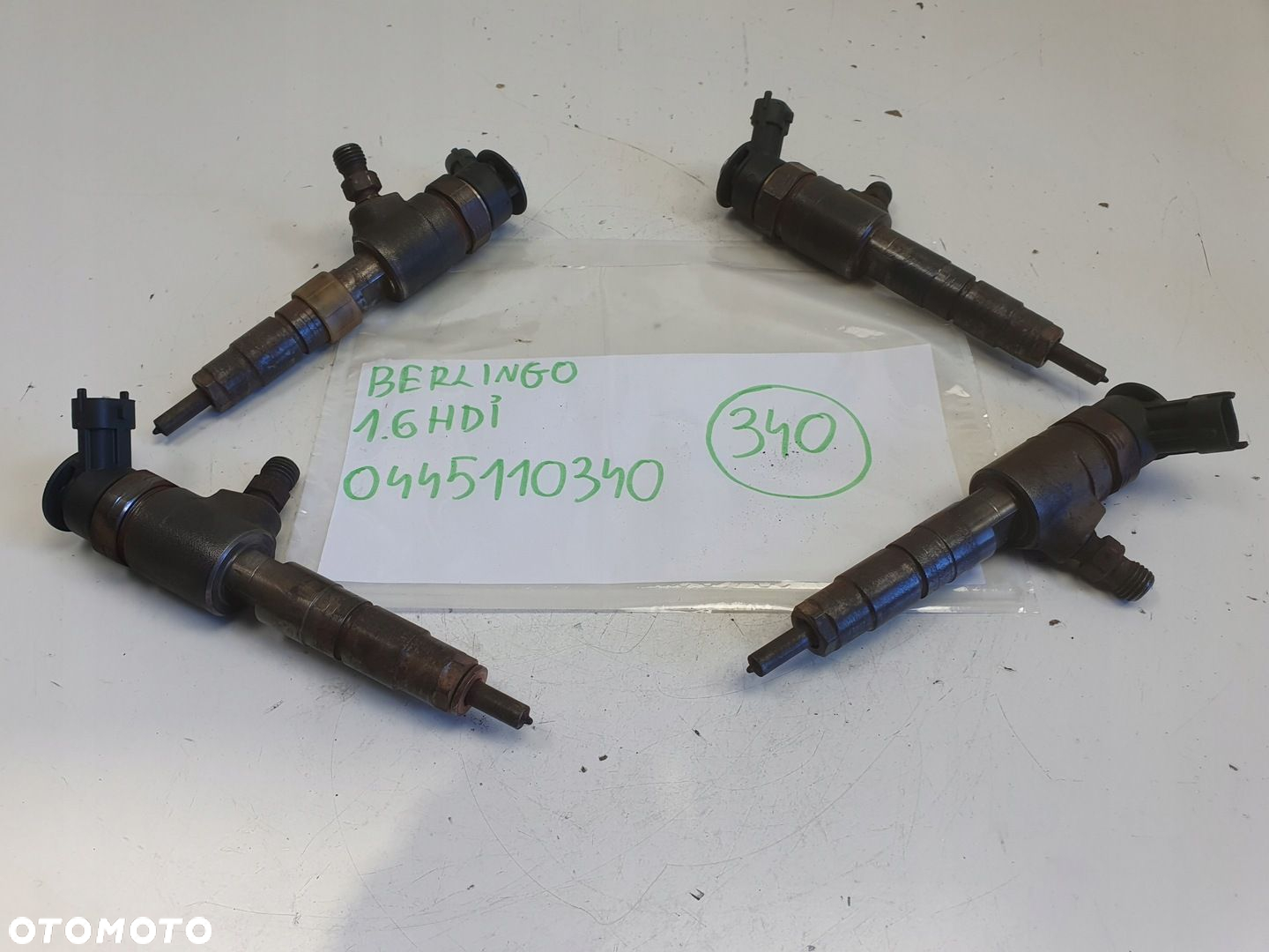 Citroen Berlingo II 1.6 HDI WTRYSKIWACZ wtrysk 0445110340 - 2