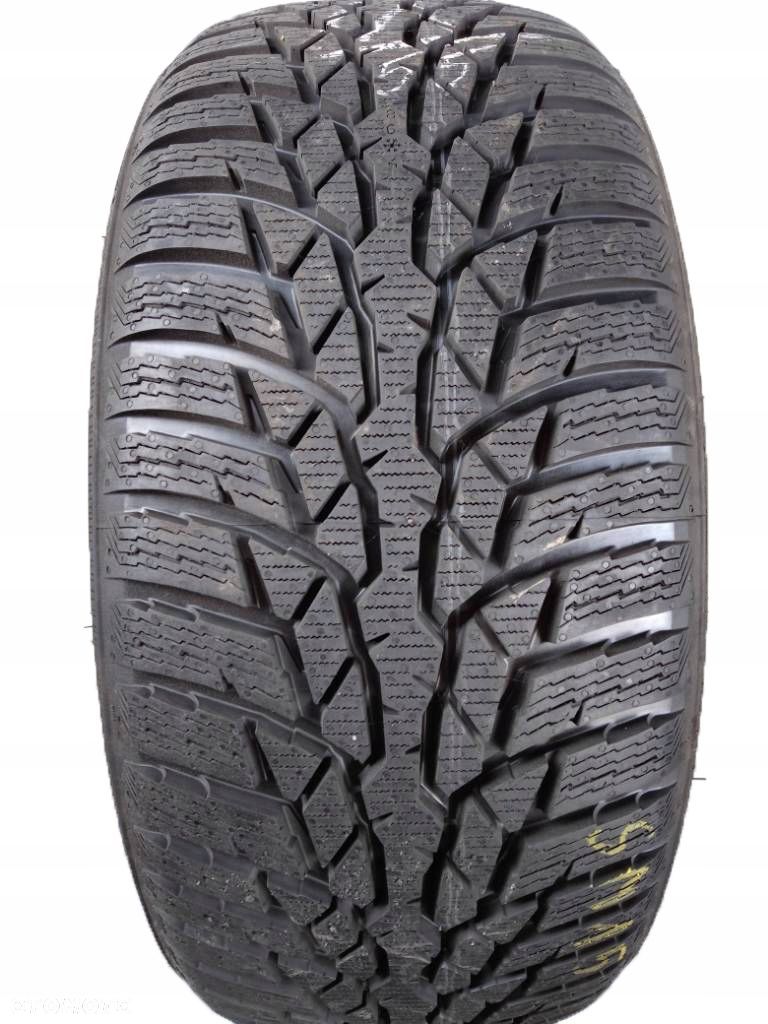 Nokian WR D4 235/50 R17 100V 2022 - 1