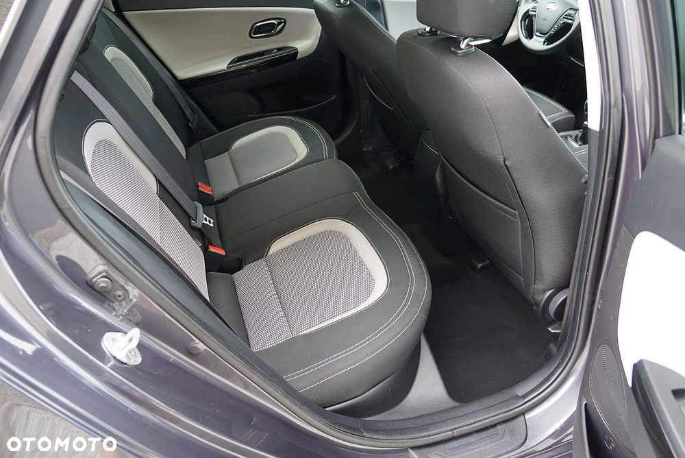 Kia Ceed 1.4 CVVT Dream Team Edition - 14