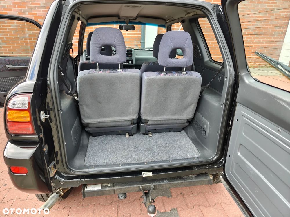 Toyota RAV4 2.0 Special - 14