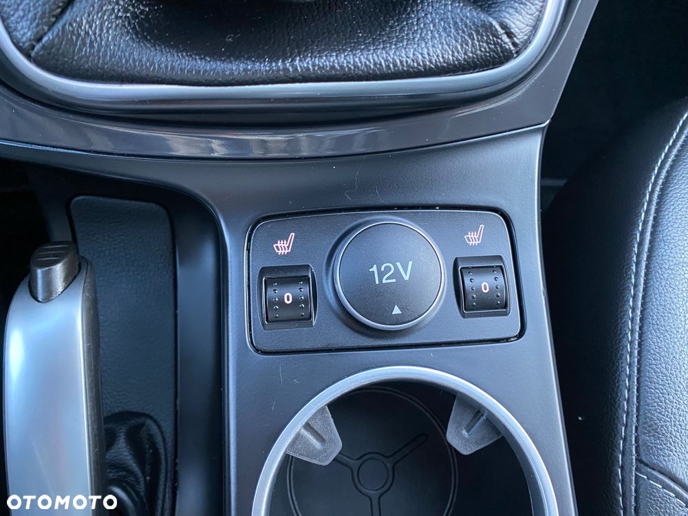 Ford Kuga 2.0 TDCi 2x4 Titanium - 21