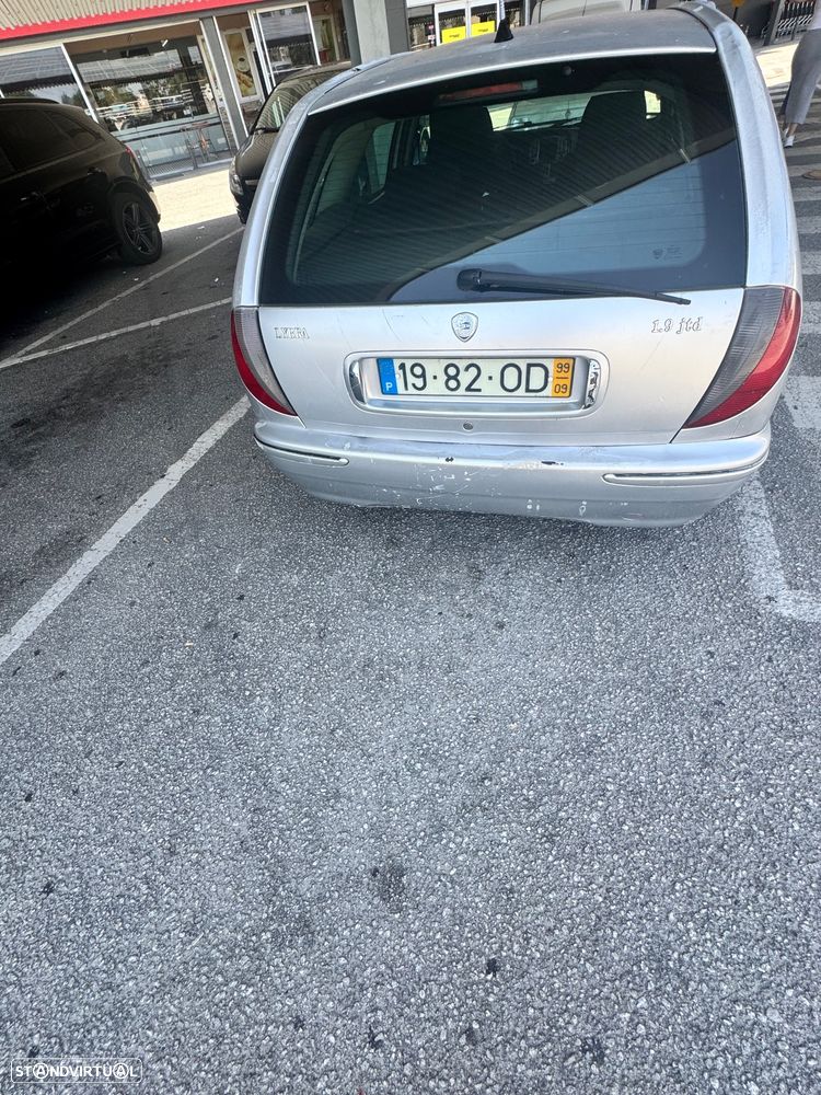 Lancia Lybra SW 1.9 JTD LX - 1