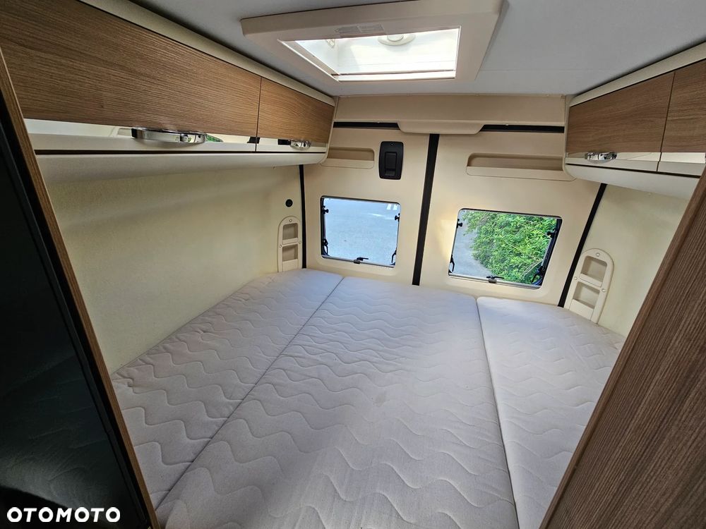 Adria TWIN 600 LUX Zimowy Hak MAX doposażony - 18