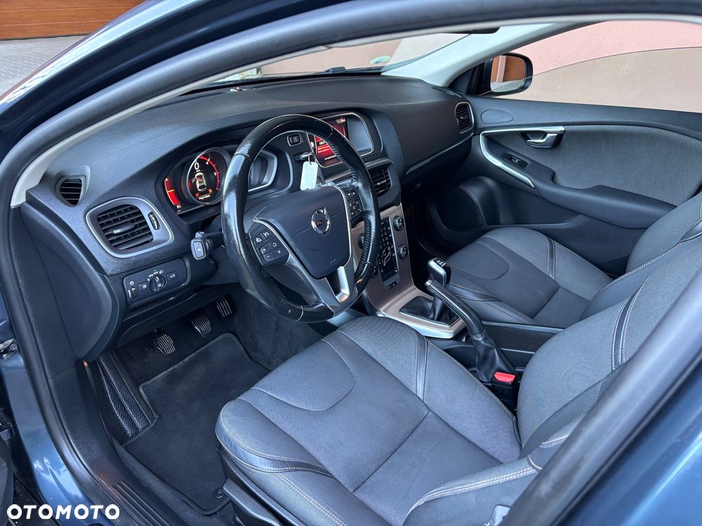 Volvo V40 Cross Country D3 Drive-E Summum - 27