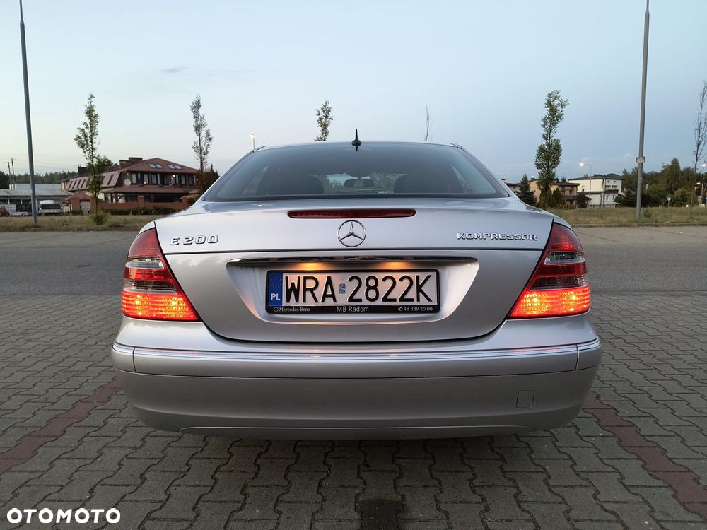 Mercedes-Benz Klasa E 200 Kompressor Elegance - 9