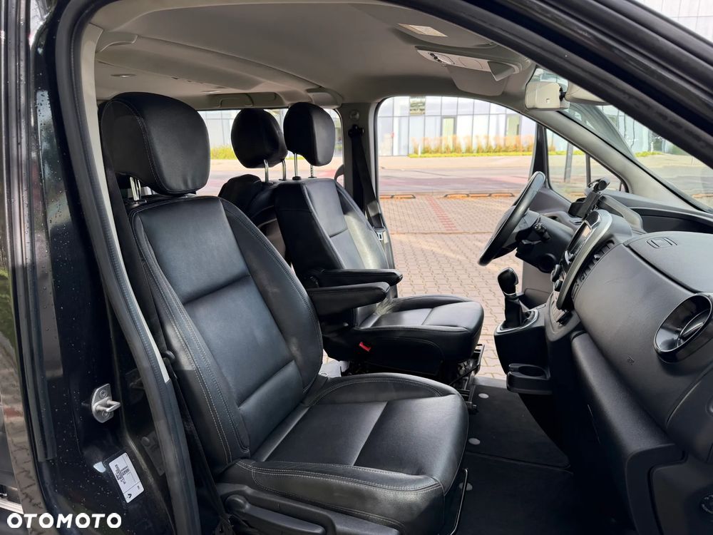 Renault Trafic Grand 2.0 dCi EDC - 22