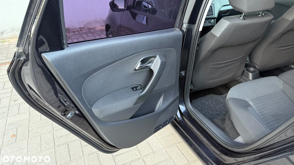 Volkswagen Polo - 23