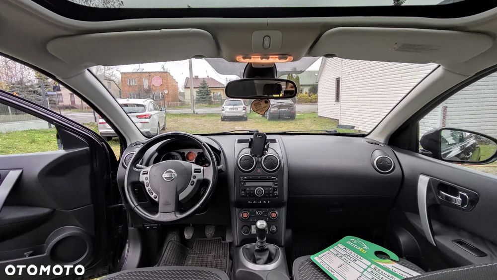 Nissan Qashqai - 10