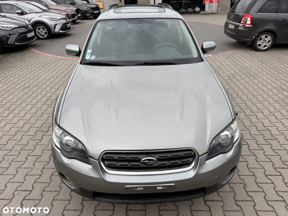 Subaru Outback - 1
