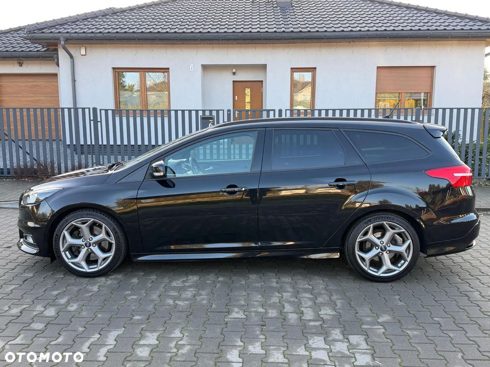 Ford Focus 2.0 TDCi ST - 6