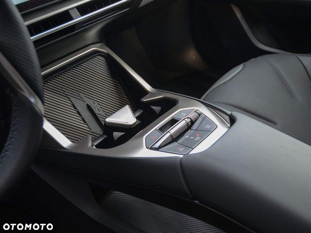 BMW iX3 50 xDrive 113.4kWh - 28