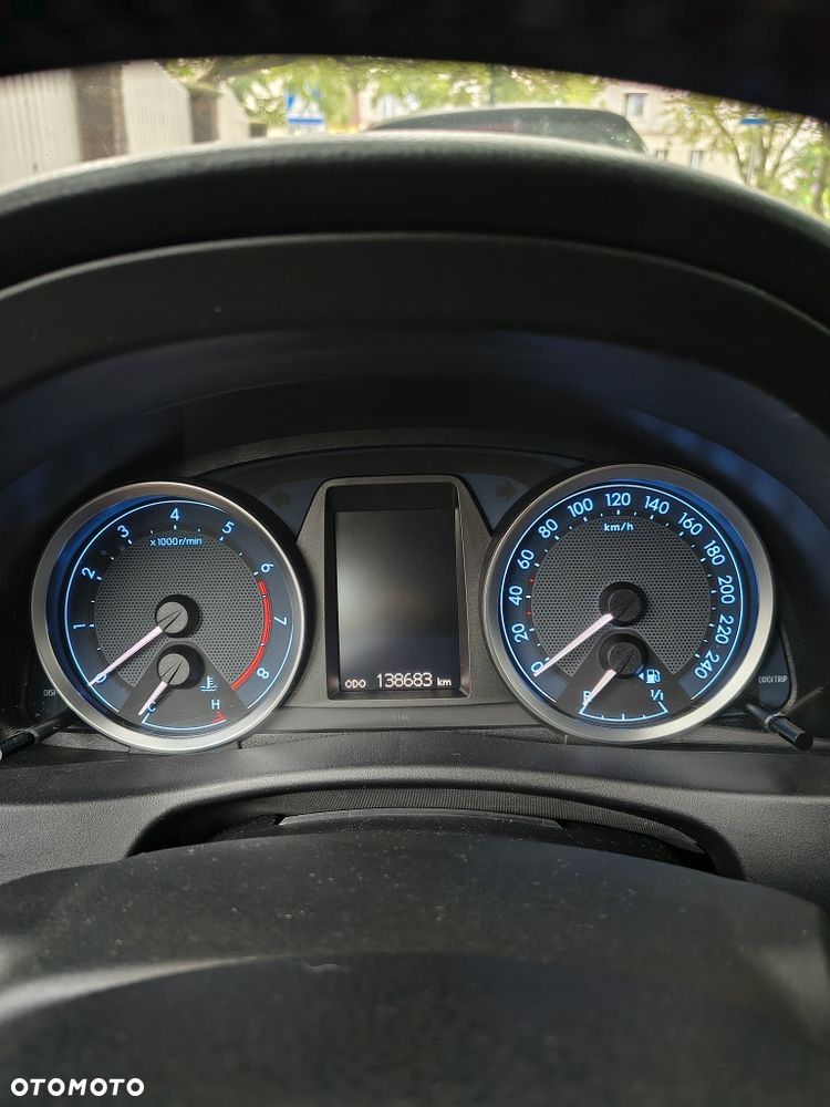 Toyota Auris - 7
