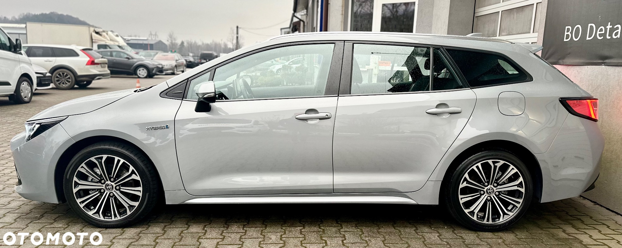 Toyota Corolla 2.0 Hybrid Comfort - 9