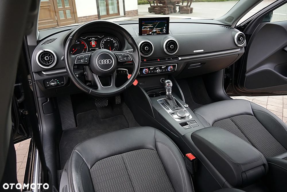 Audi A3 Sportback 2.0 TDI (clean diesel) S tronic S line Sportpaket - 28