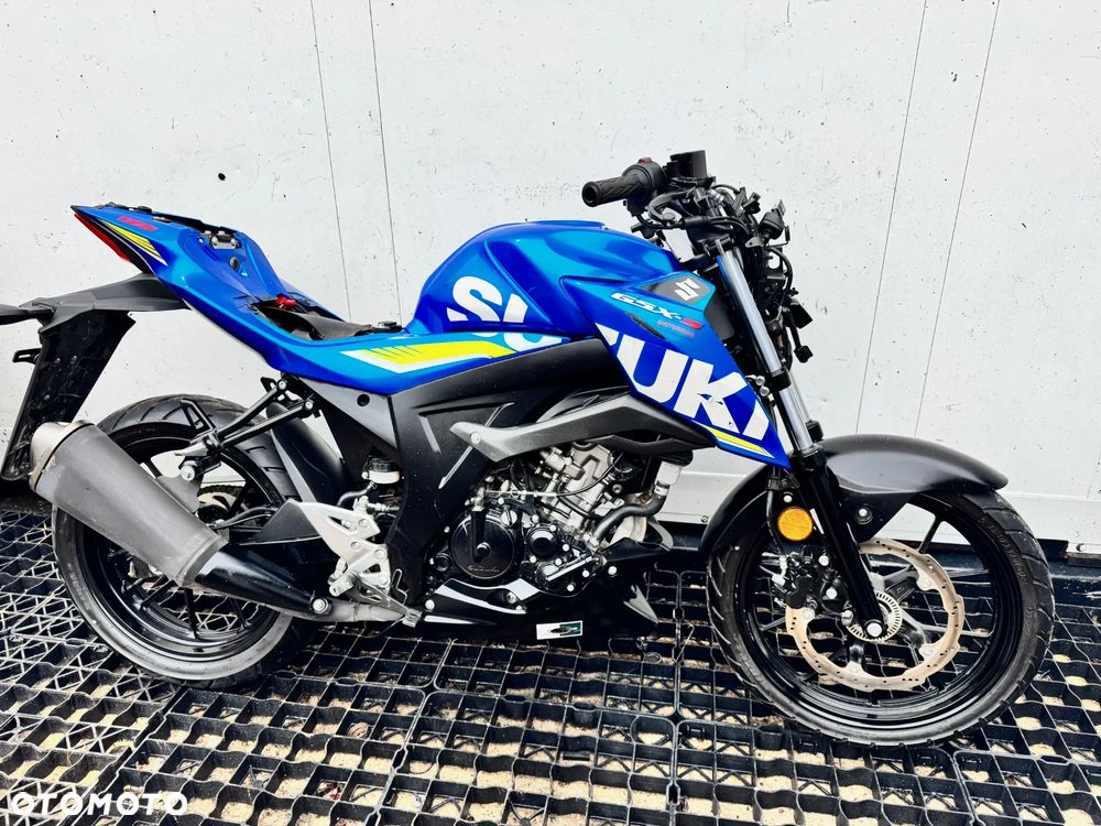 Suzuki GSX-R - 2