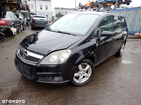 CZĘŚCI -Opel Zafira B II 1,9CDTI Z19DTH 150KM 6B M32 LAKIER 20R 2006r. INDEX - 9314