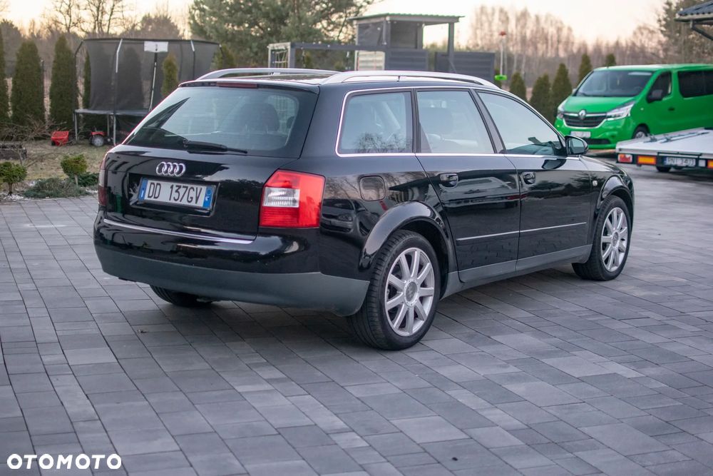 Audi A4 Avant - 14