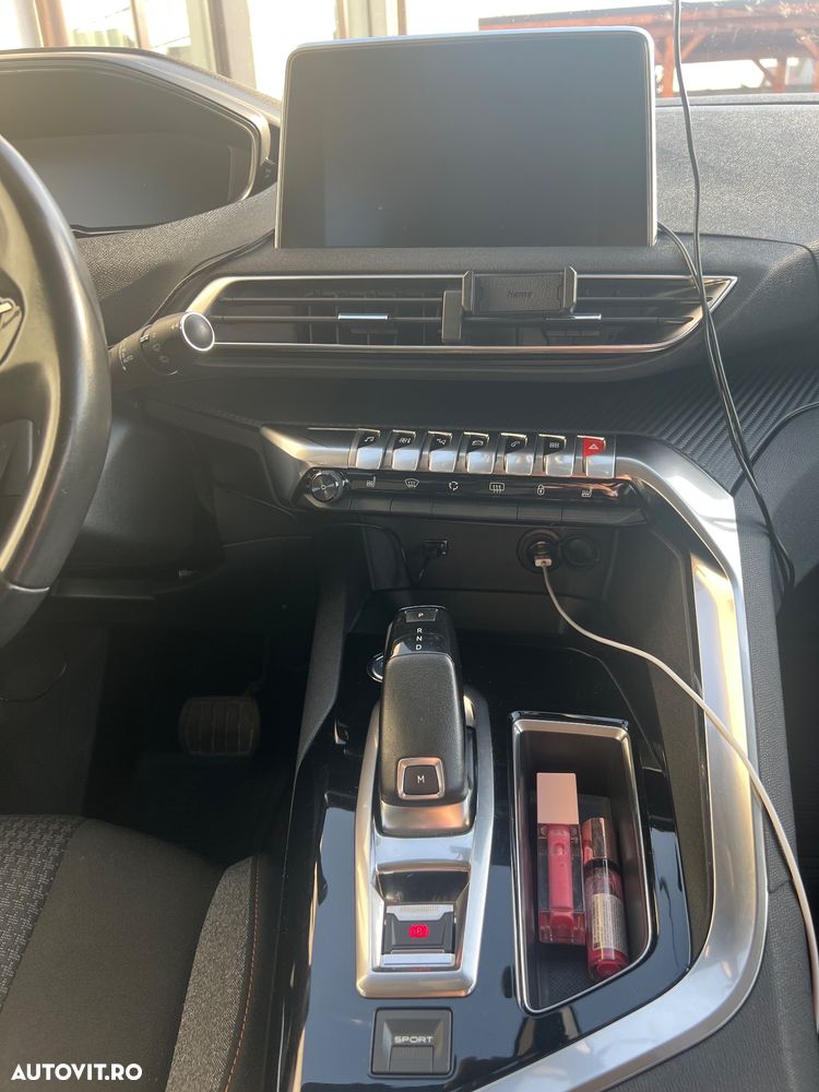 Peugeot 3008 1.6 PureTech Turbo S&S EAT8 Active - 5