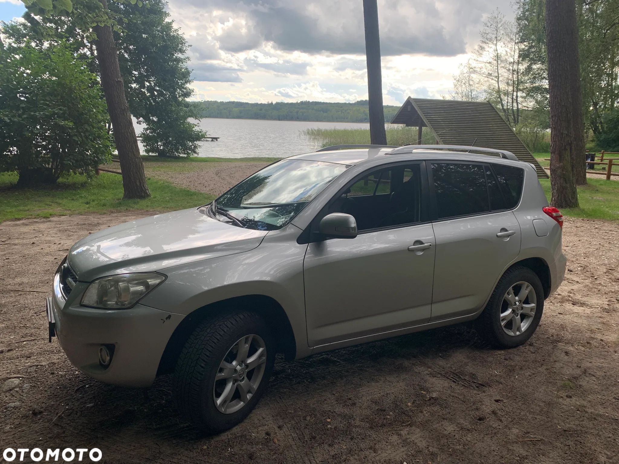 Toyota RAV4 - 1