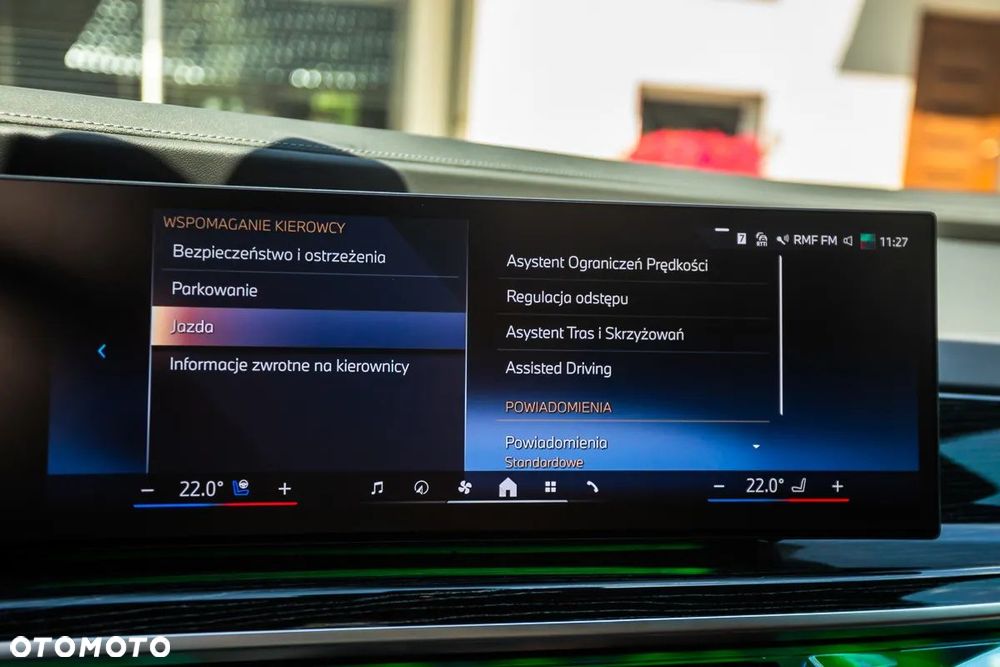 BMW Seria 7 740d xDrive mHEV Individual Edition sport - 31