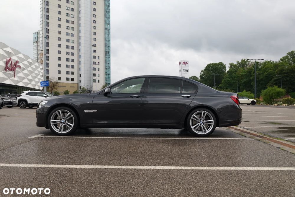 BMW Seria 7 750Ld xDrive Blue Performance Edition Exclusive - 10