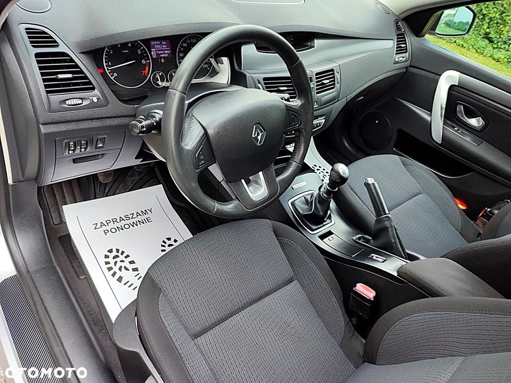 Renault Laguna 1.6 16V 110 Sportway - 10