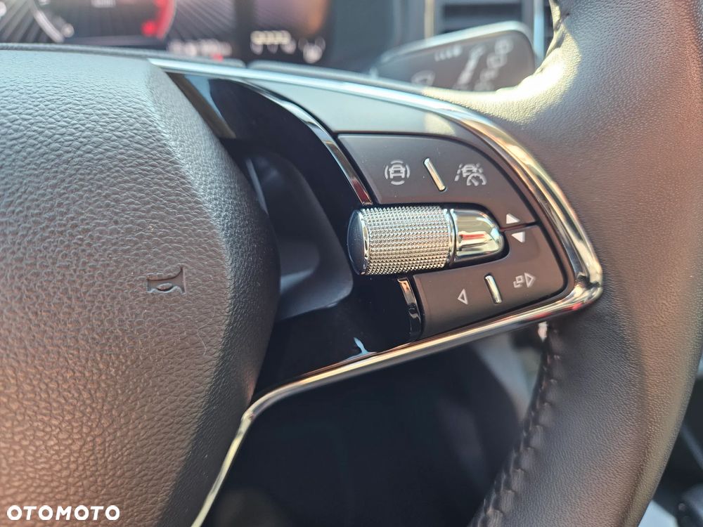 Skoda Karoq 1.5 TSI DSG Tour - 20