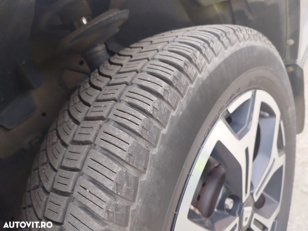 Dacia Duster TCe 130 GPF Prestige - 8