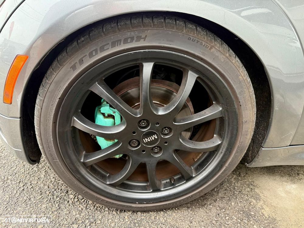 MINI 3 Portas Cooper D - 18