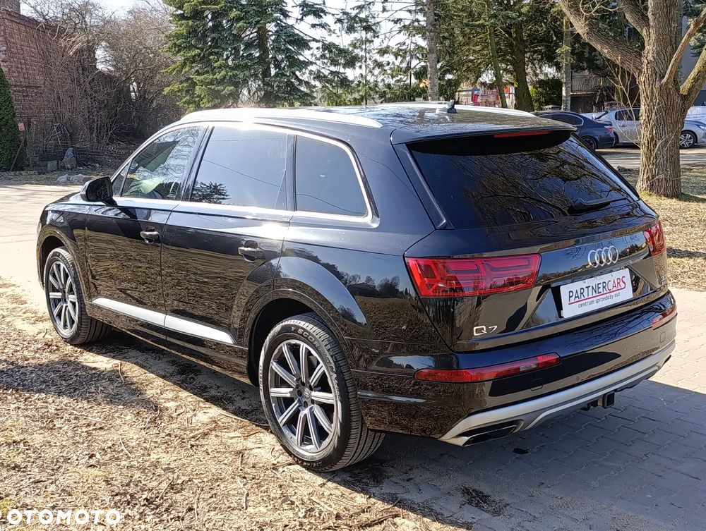 Audi Q7 - 6