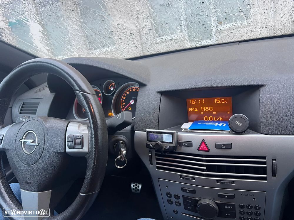Opel Astra GTC 1.7 CDTi - 13