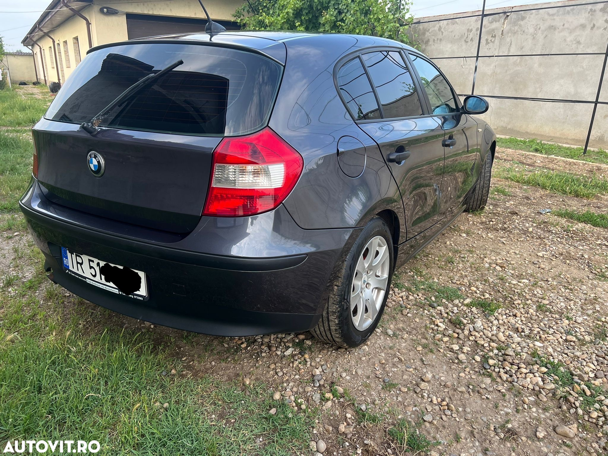 BMW Seria 1 116i - 11