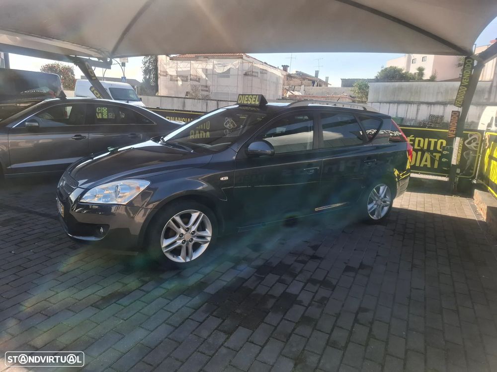 Kia Ceed SW 1.6 CRDi LX - 9