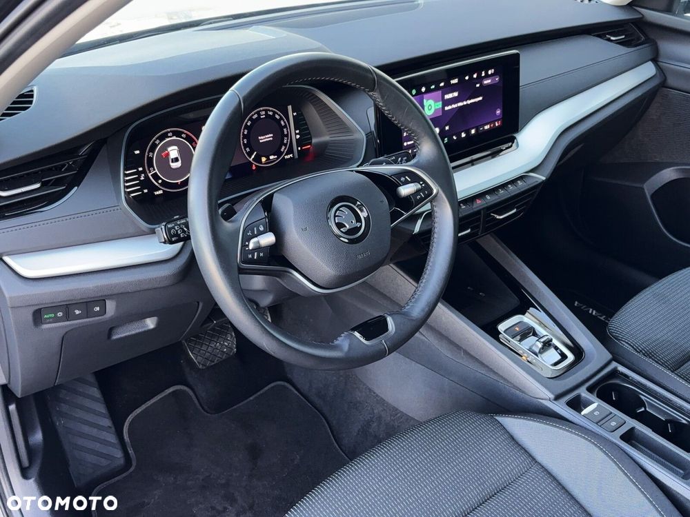 Skoda Octavia 2.0 TDI Selection DSG - 11